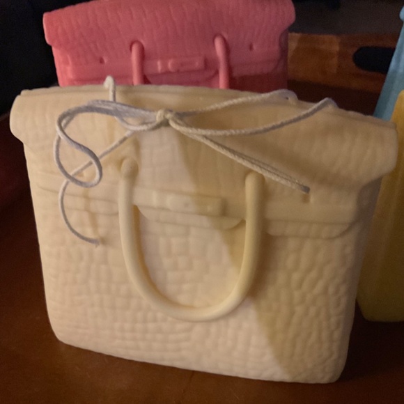 Purse Candle - Picture 8 of 12